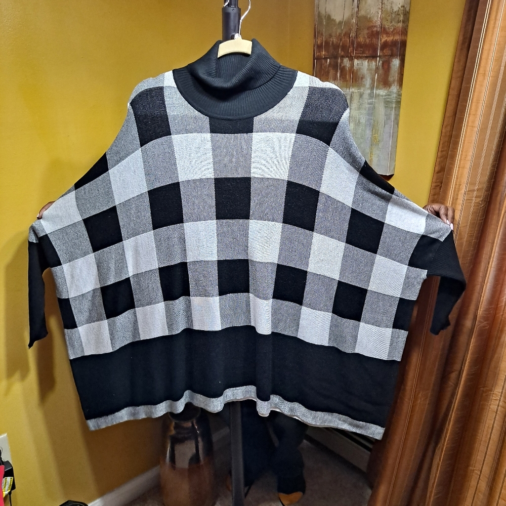 Turtleneck Cape
